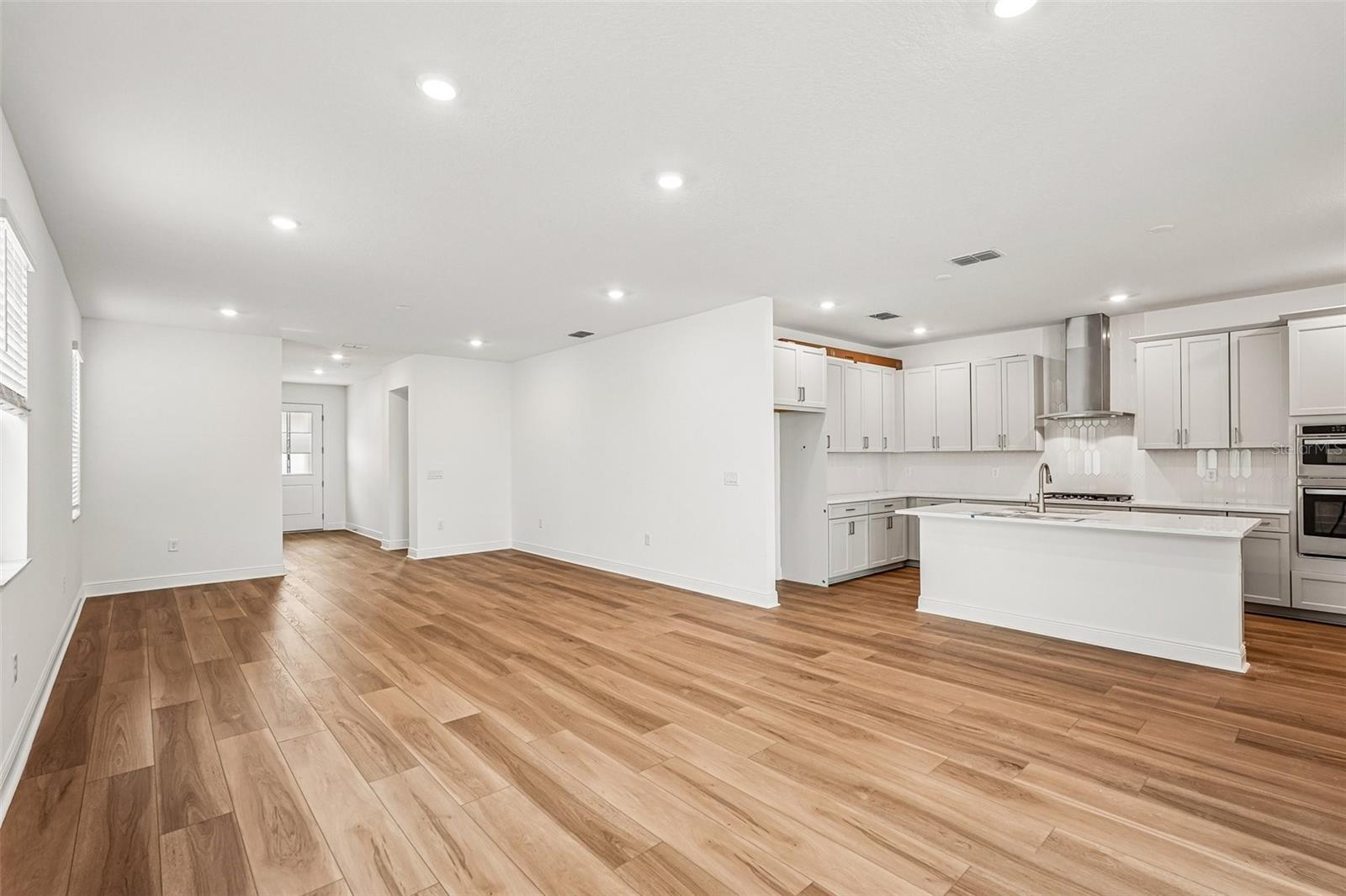 4422 SUNSET GARDEN ST — photo 7