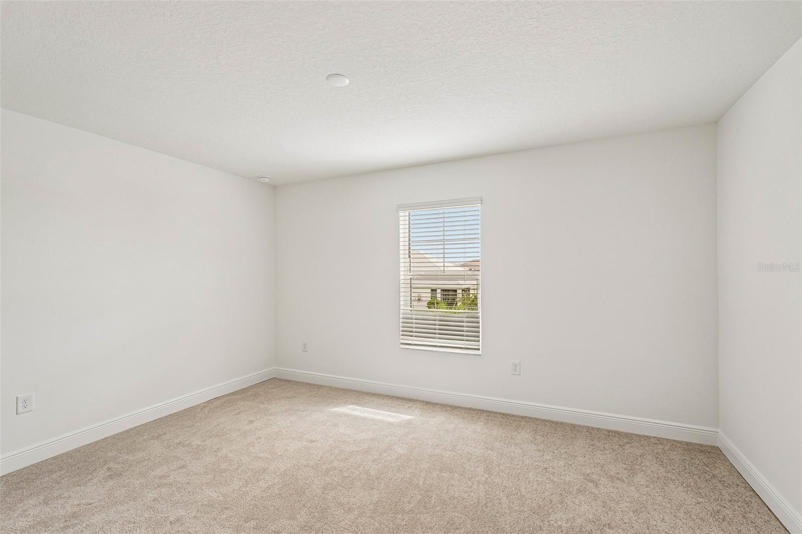 4422 SUNSET GARDEN ST — photo 25