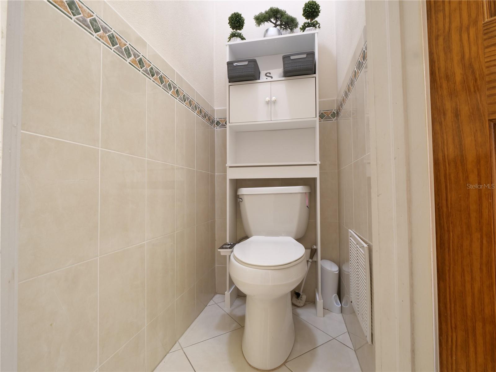 6922 N HALE AVE — photo 26
