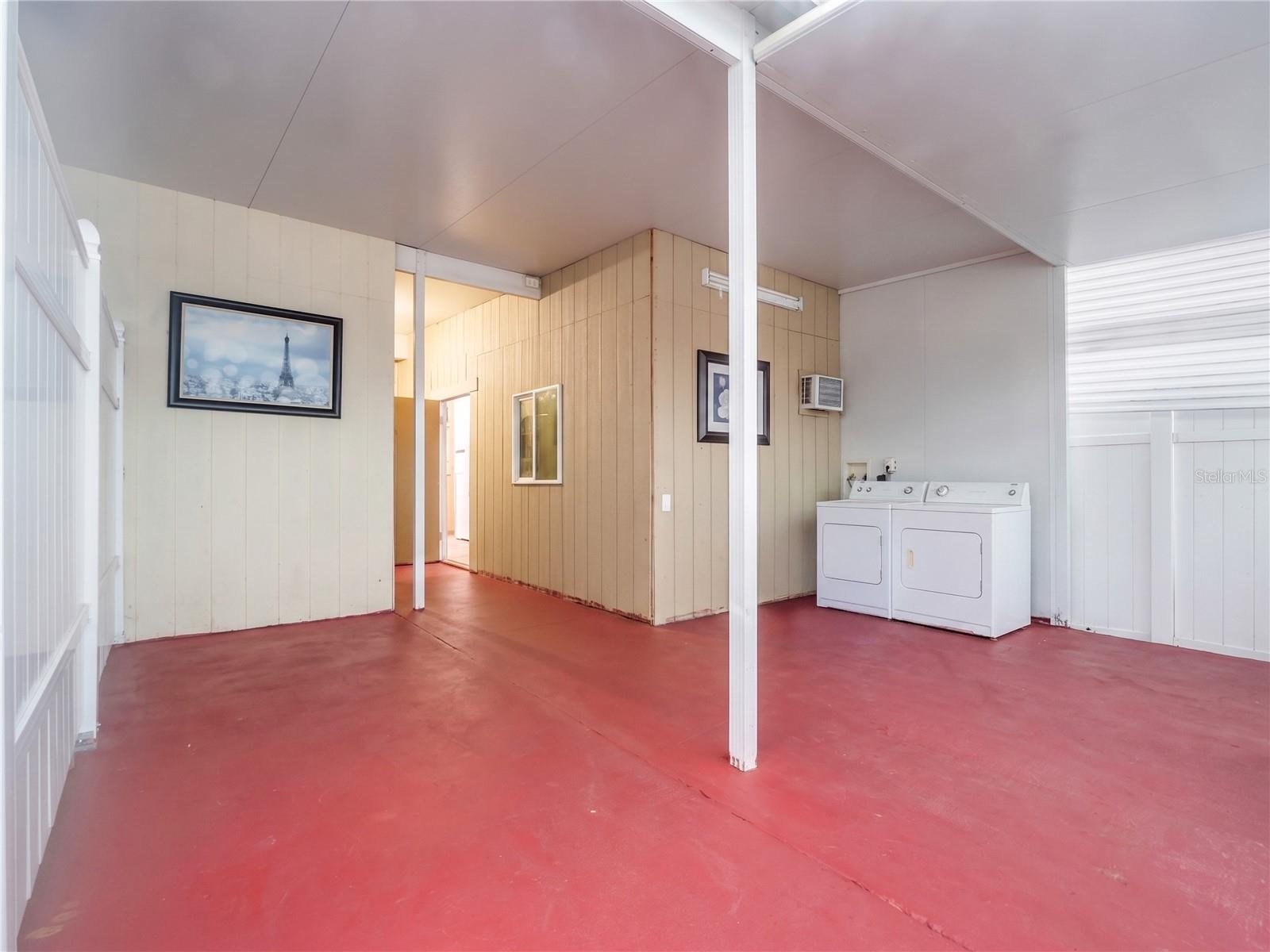 6922 N HALE AVE — photo 42