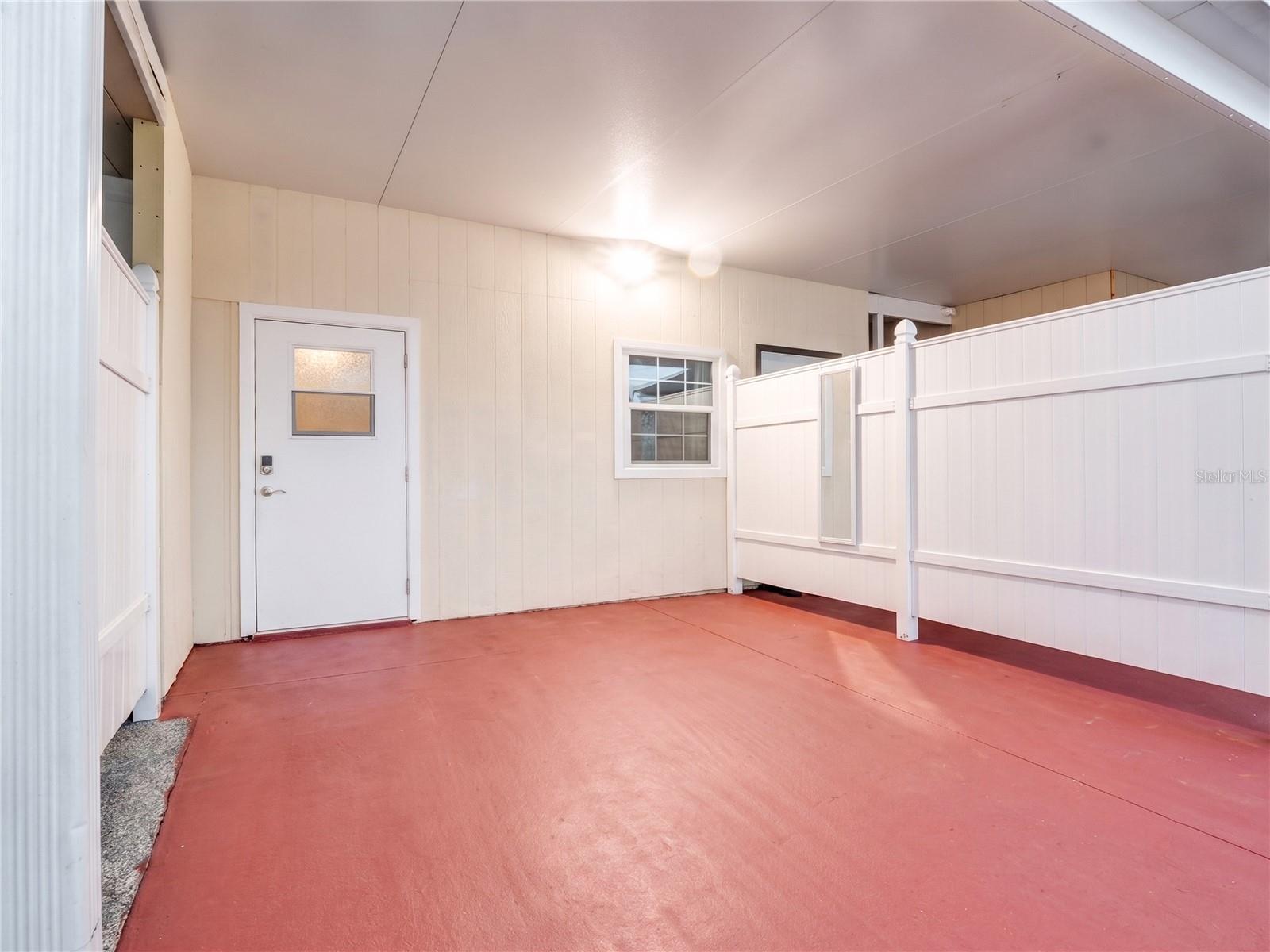 6922 N HALE AVE — photo 44