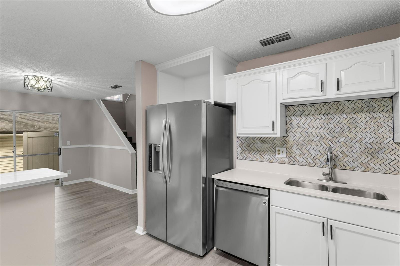 7508 WAKULLA DR — photo 14