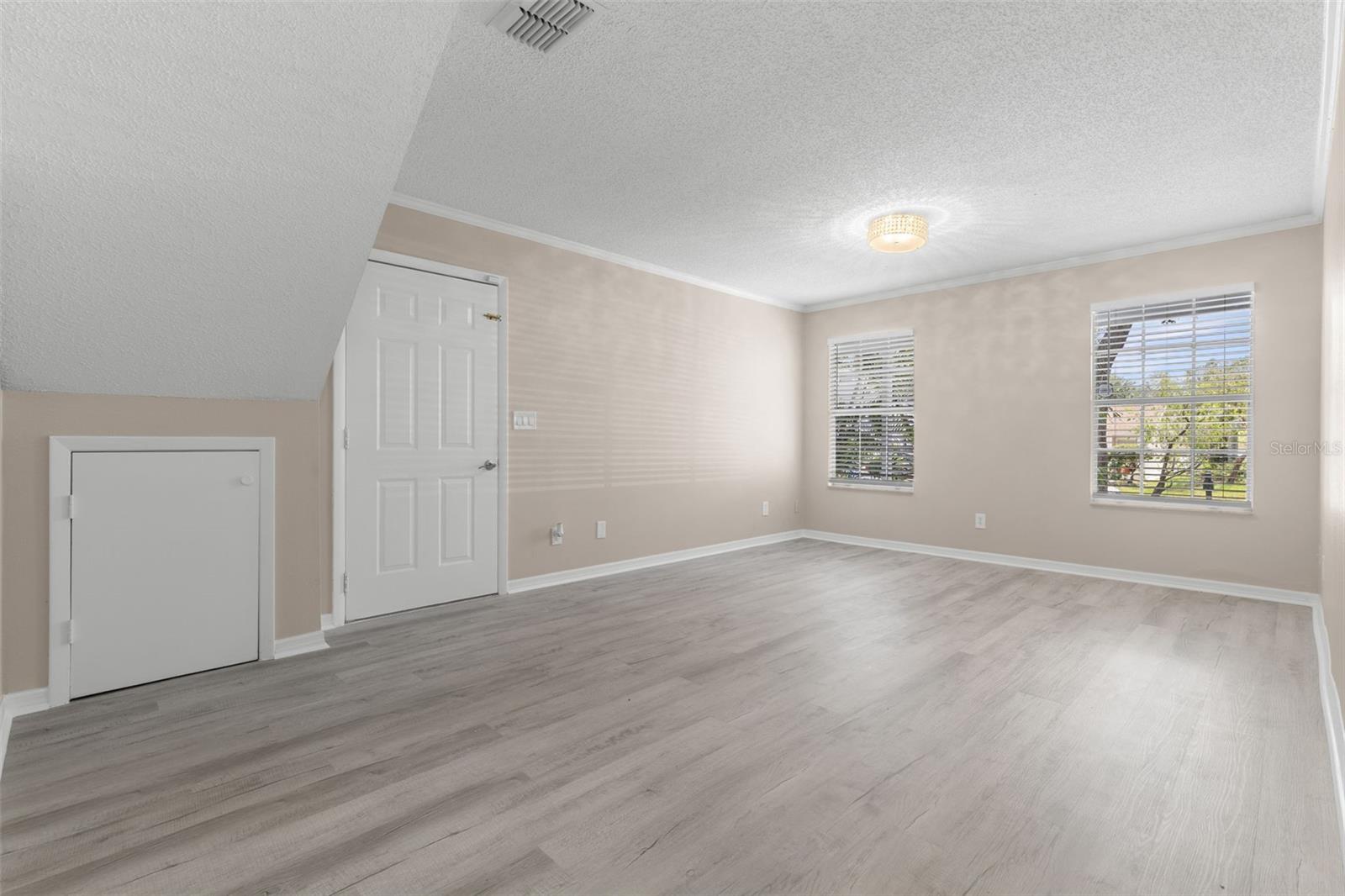 7508 WAKULLA DR — photo 6