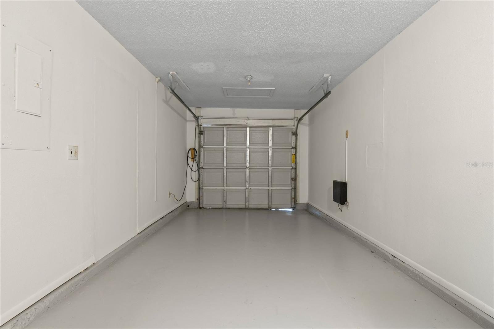 7508 WAKULLA DR — photo 28