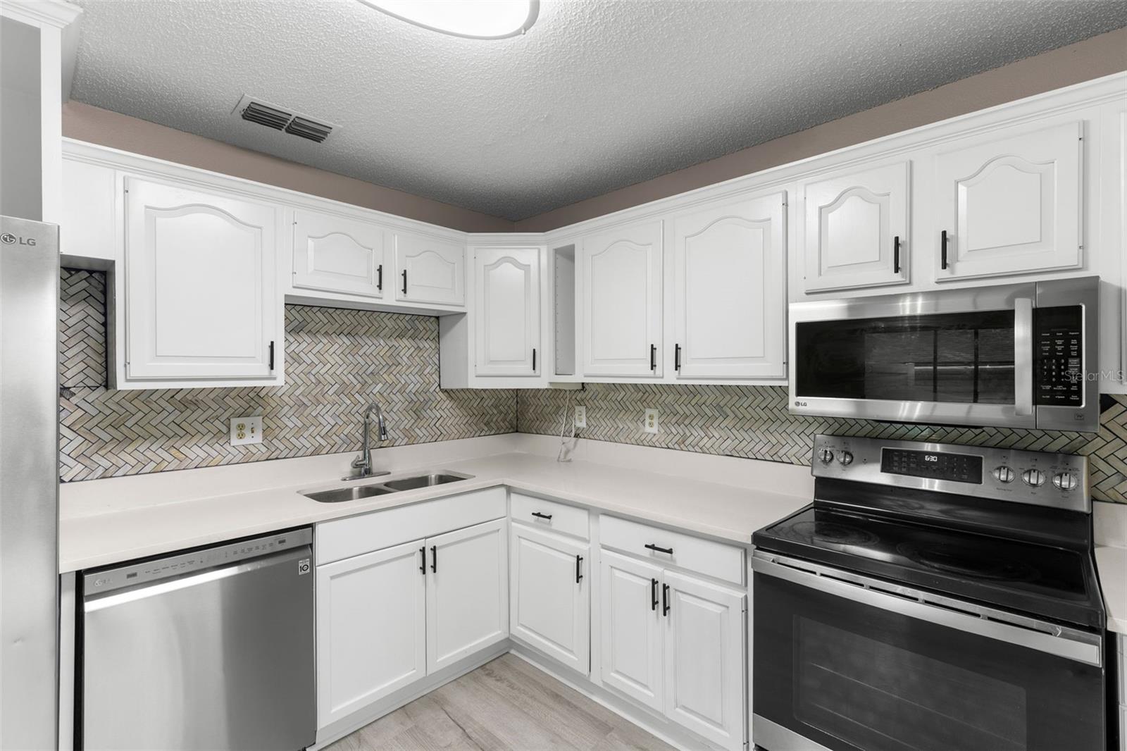 7508 WAKULLA DR — photo 13