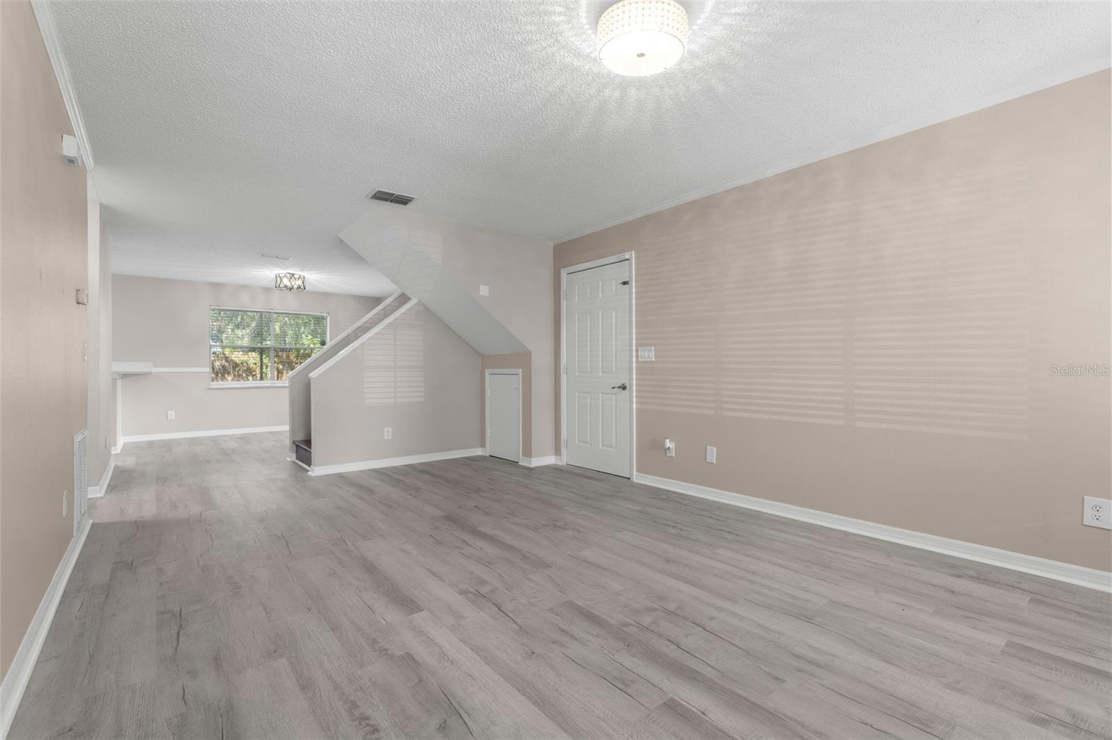 7508 WAKULLA DR — photo 8