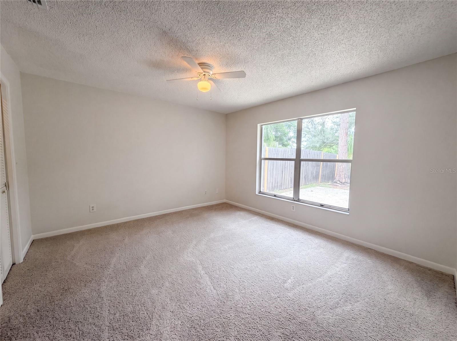 8613 COTTONWAY LN — photo 10
