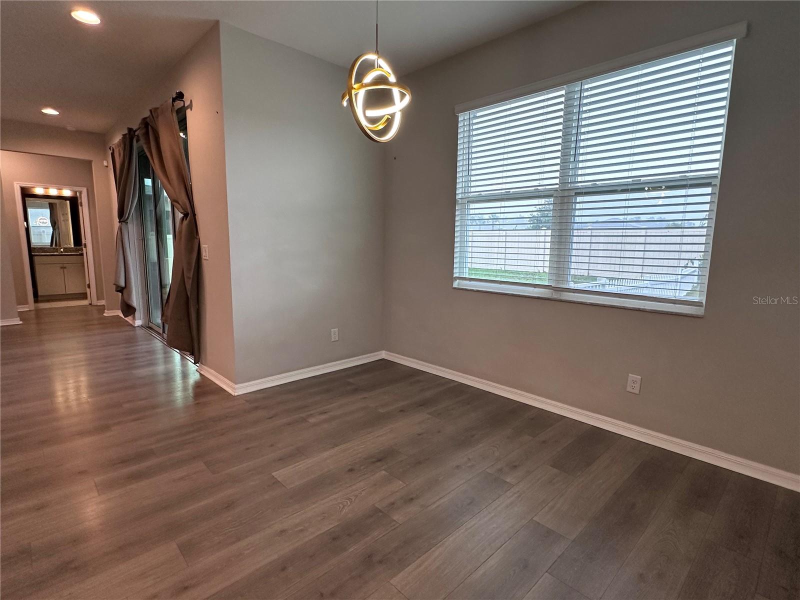 4917 EAGLE ROCK DR — photo 12