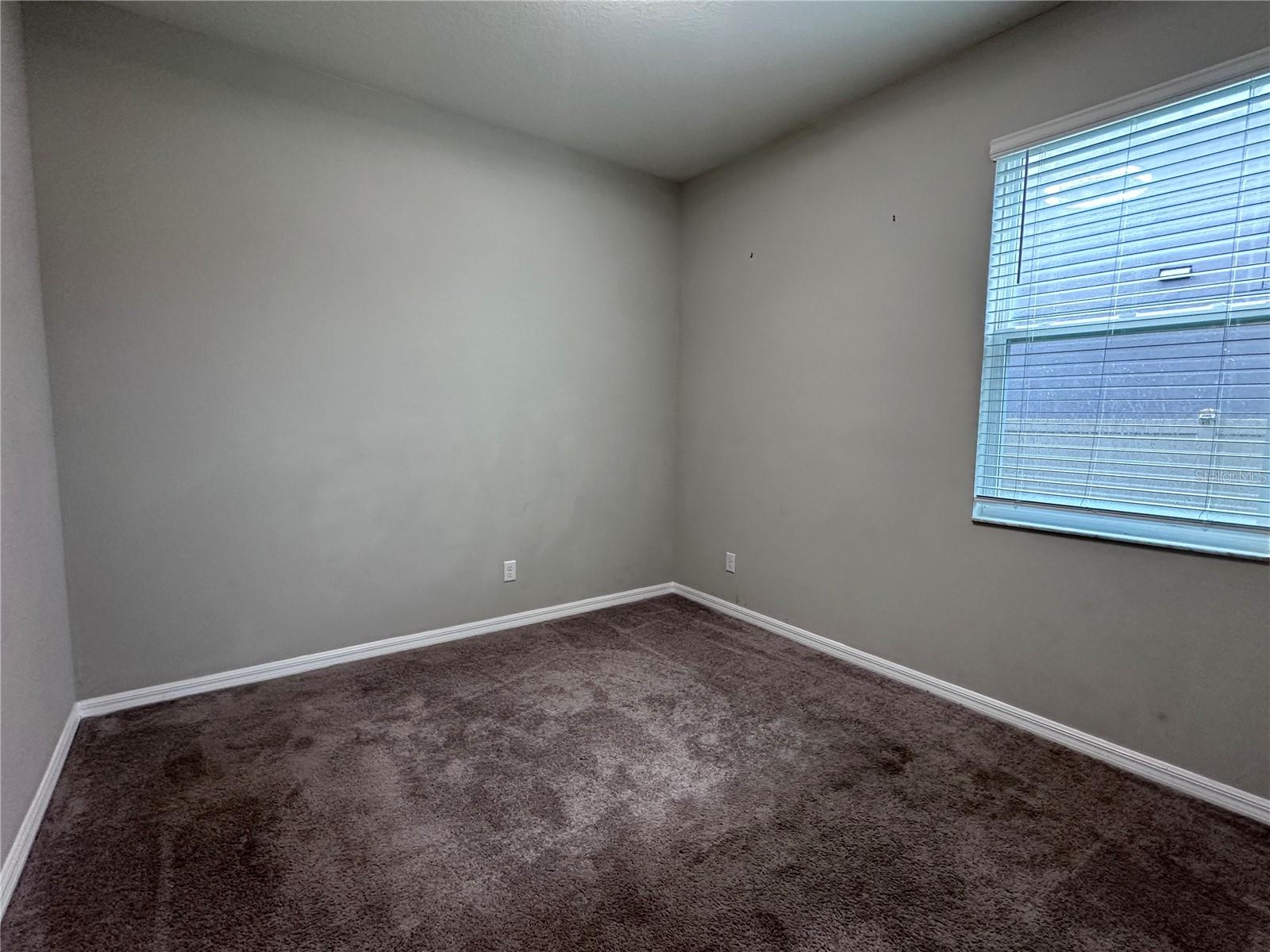 4917 EAGLE ROCK DR — photo 36
