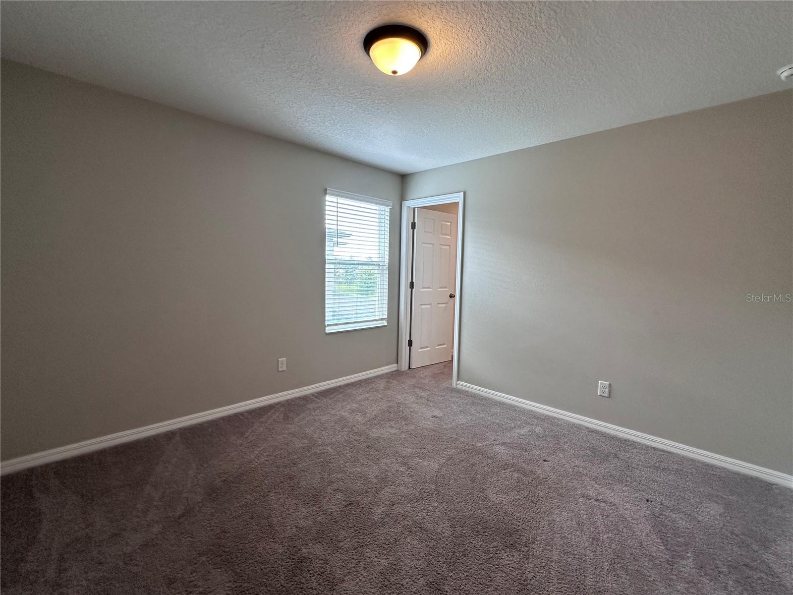 4917 EAGLE ROCK DR — photo 29