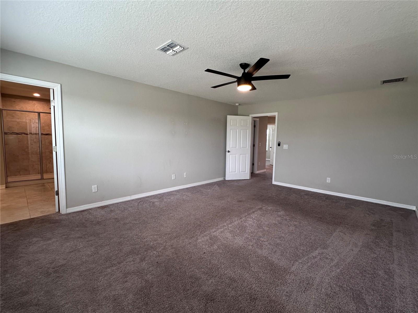 4917 EAGLE ROCK DR — photo 24