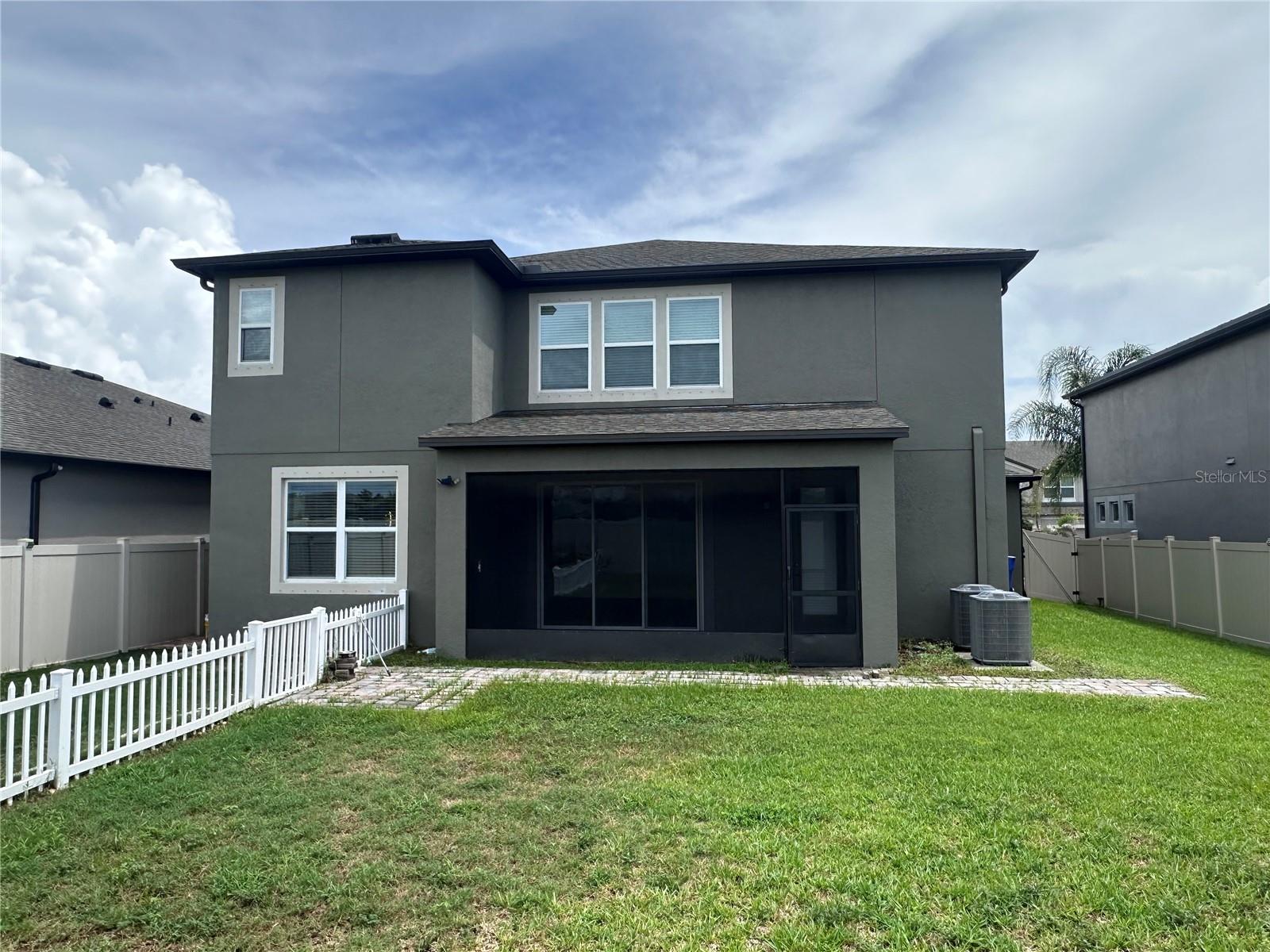 4917 EAGLE ROCK DR — photo 42