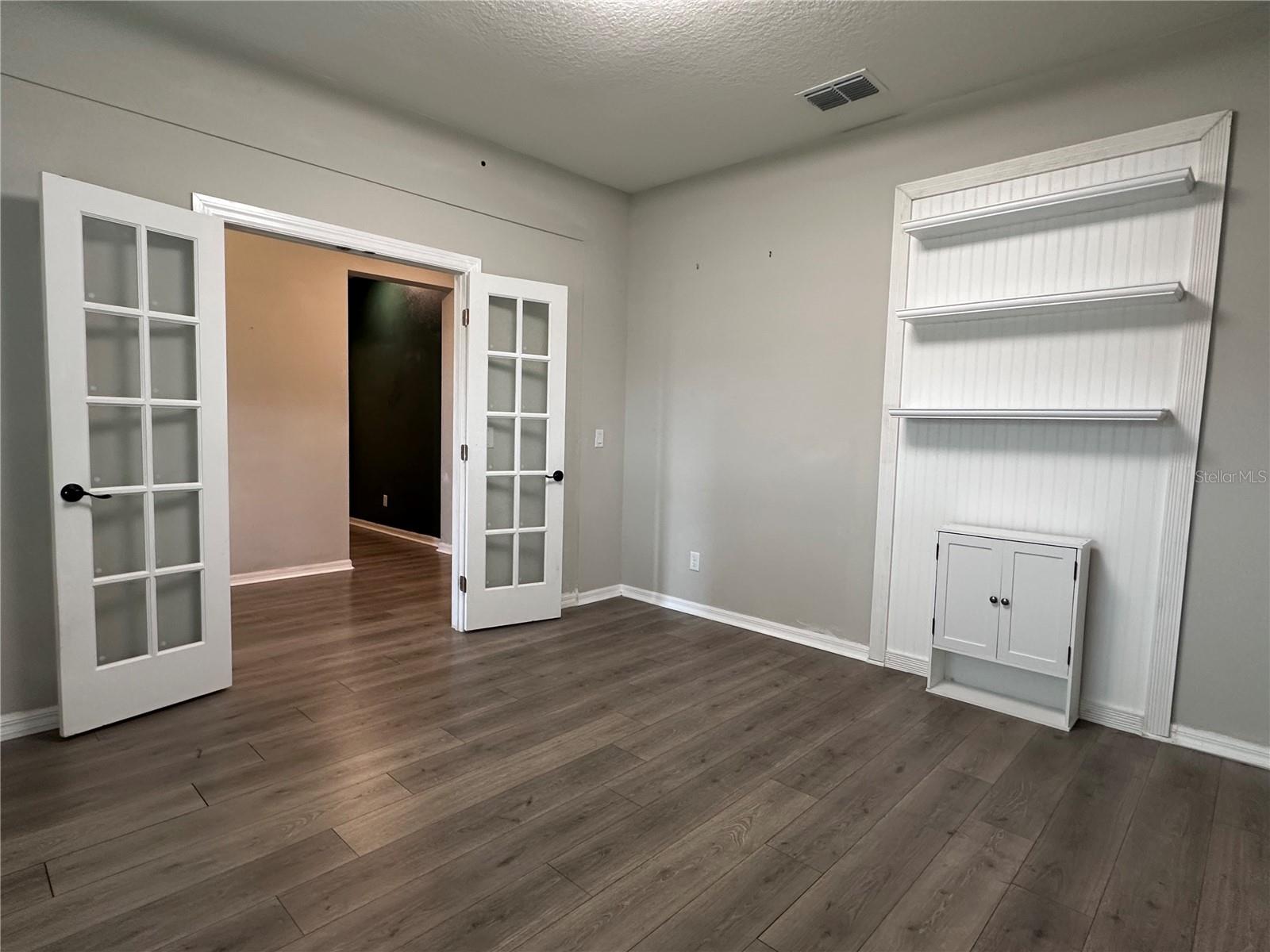 4917 EAGLE ROCK DR — photo 7