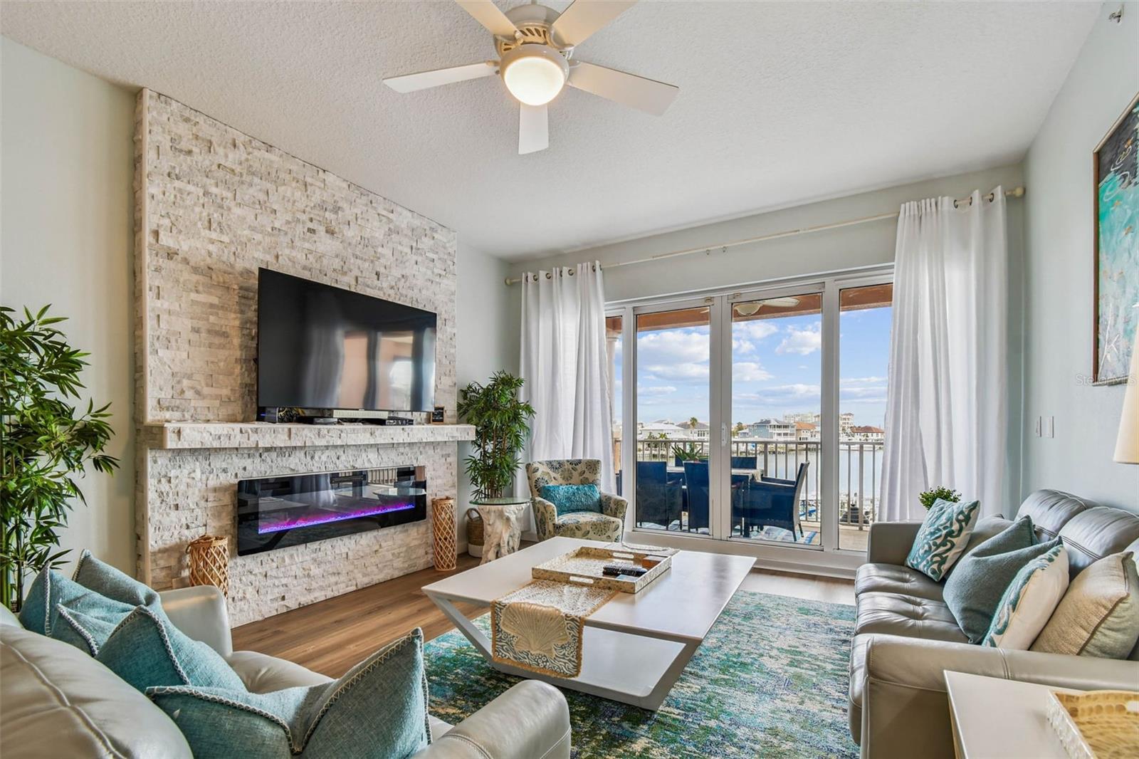 530 S GULFVIEW BLVD #304 — photo 8