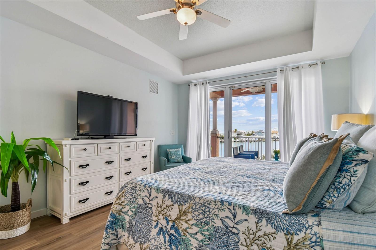 530 S GULFVIEW BLVD #304 — photo 12