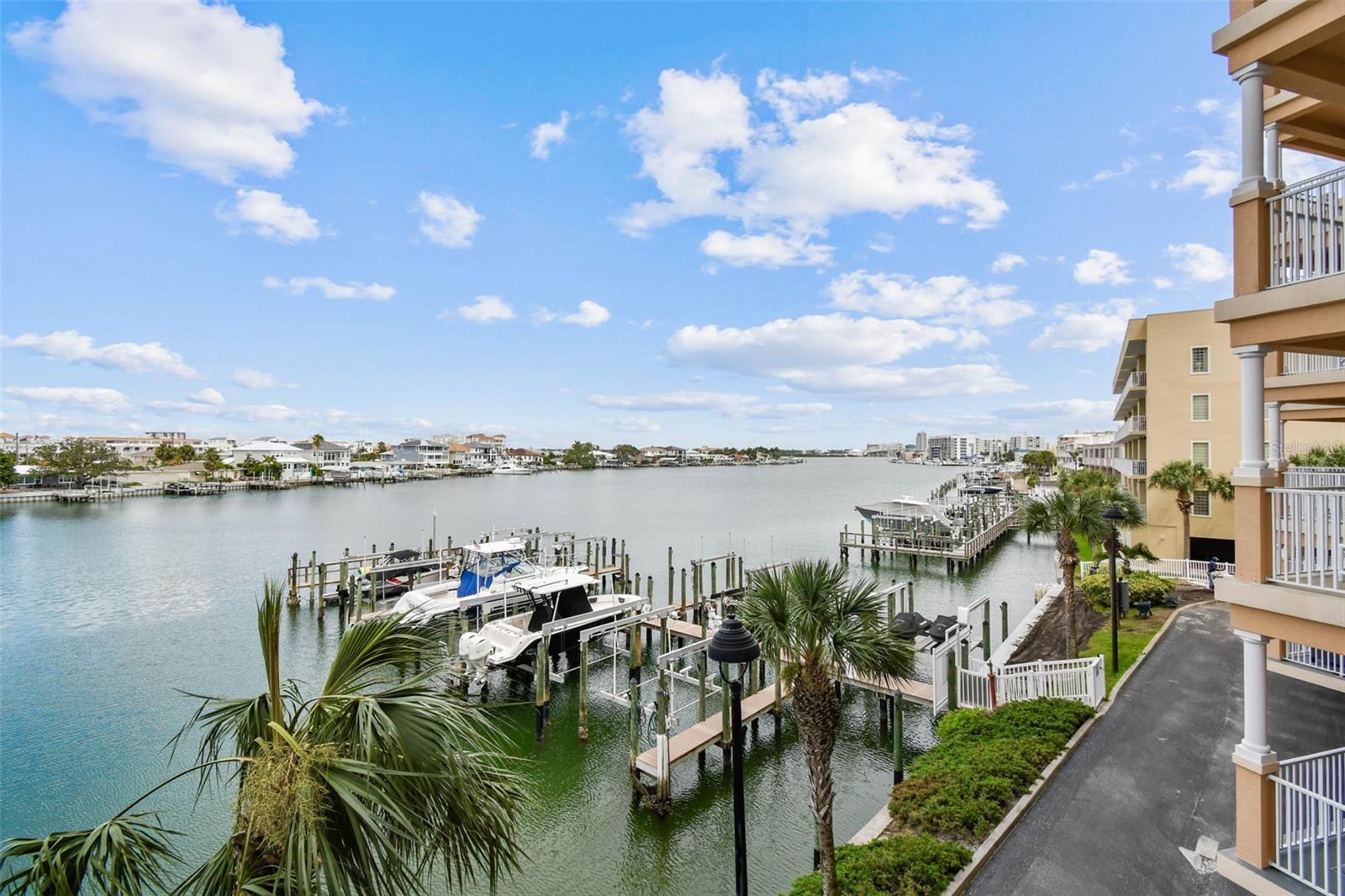 530 S GULFVIEW BLVD #304 — photo 31