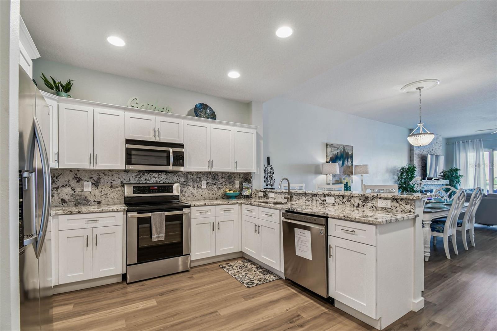 530 S GULFVIEW BLVD #304 — photo 3