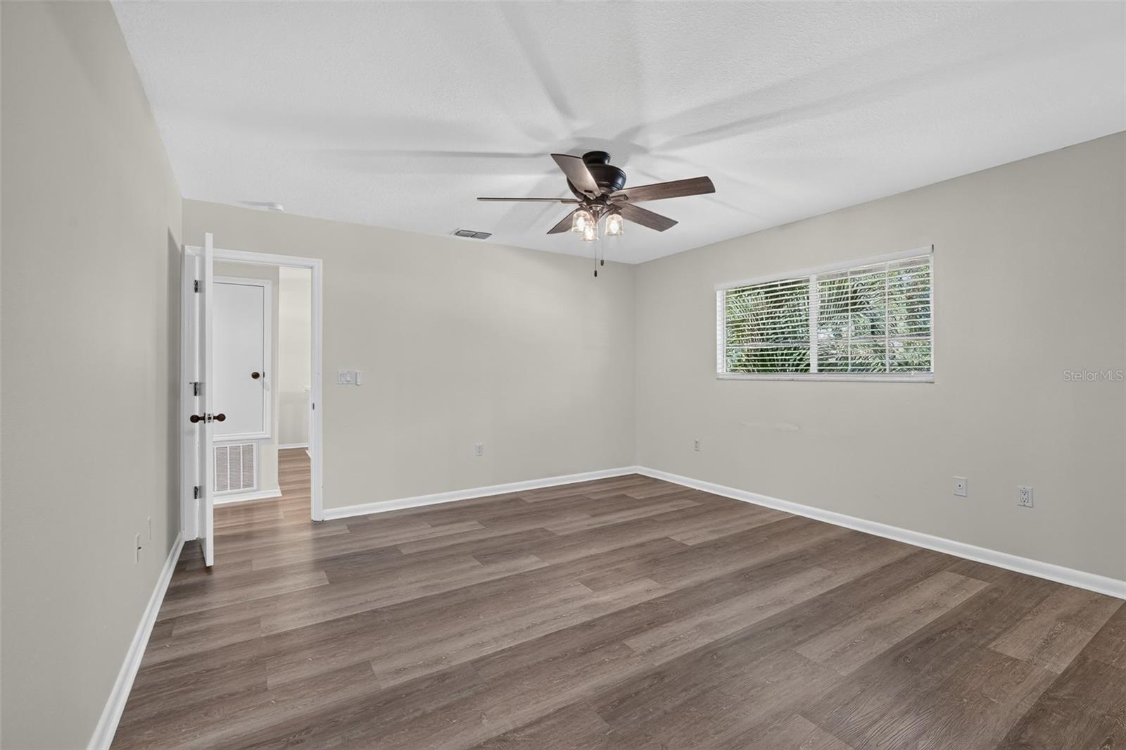 6812 ARBOR OAKS DR — photo 35