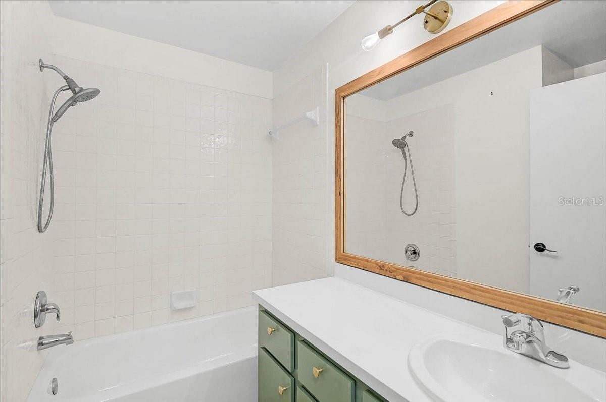13616 LARAWAY DR — photo 21