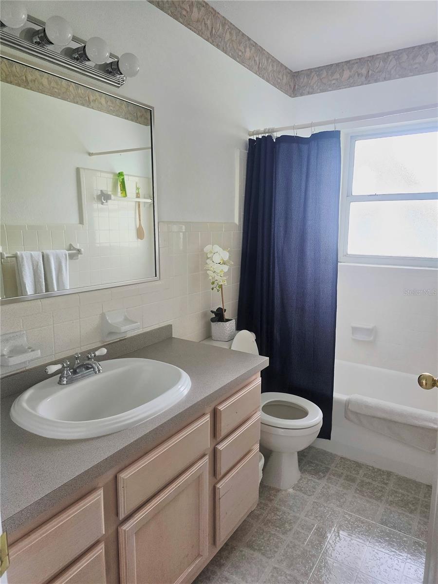 205 N MISSOURI AVE — photo 10