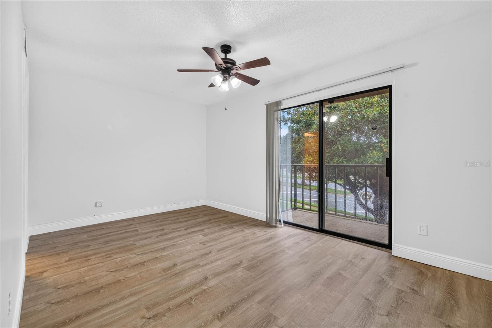 9005 PEBBLE CREEK DR — photo 16