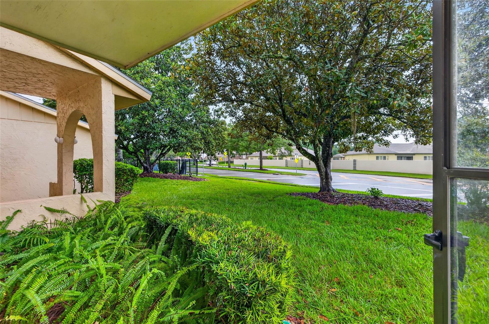 9005 PEBBLE CREEK DR — photo 23