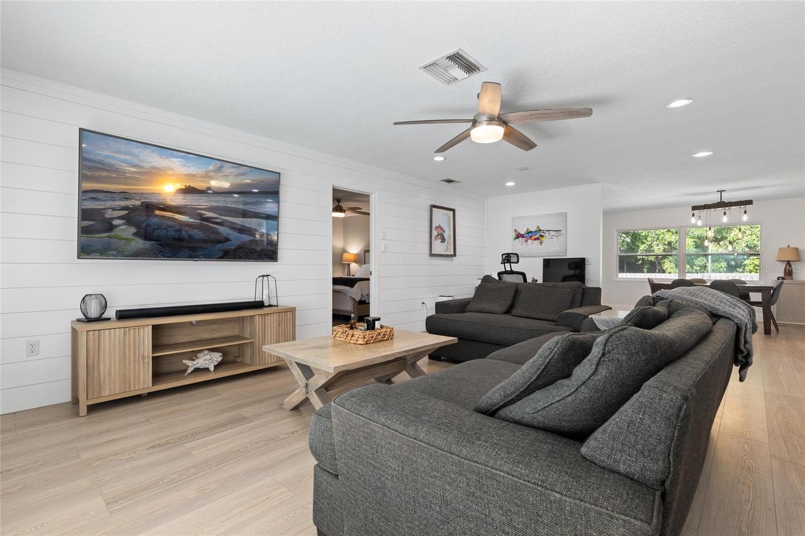 1128 FORBES TRACE — photo 6