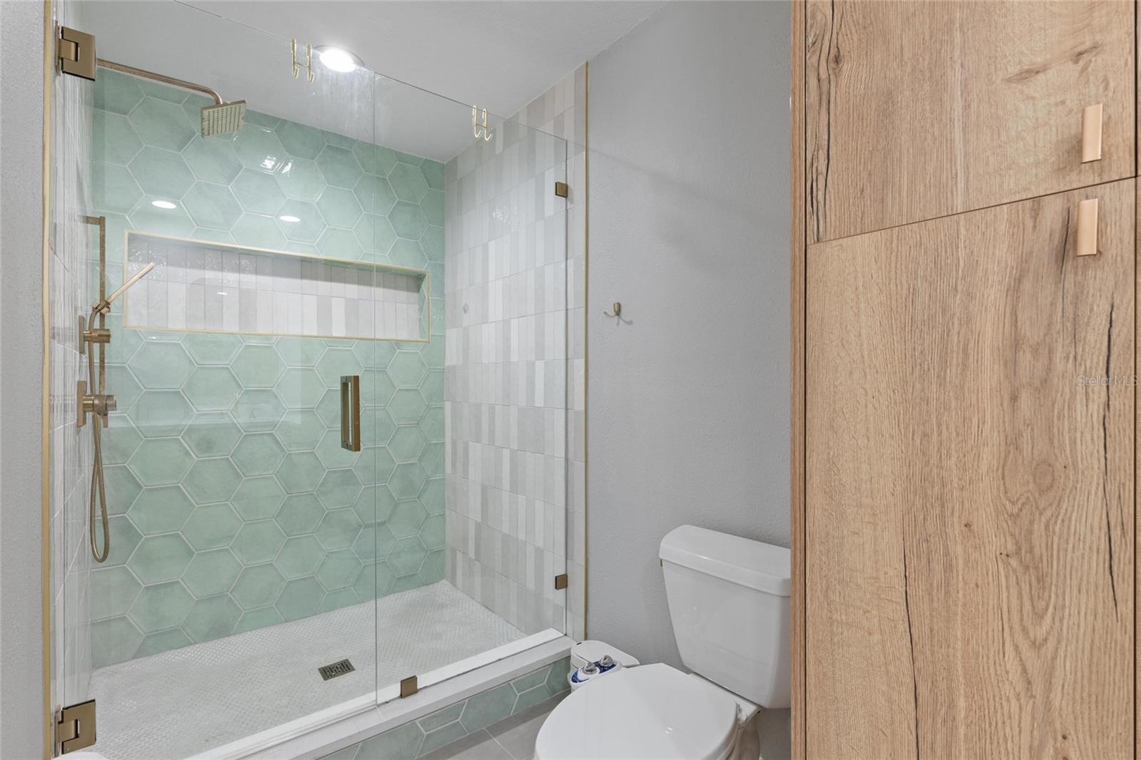 1128 FORBES TRACE — photo 15