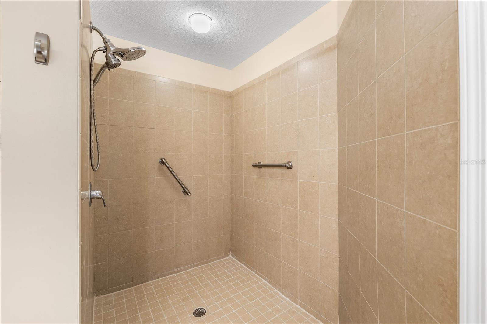 116 131ST AVE E #F — photo 18