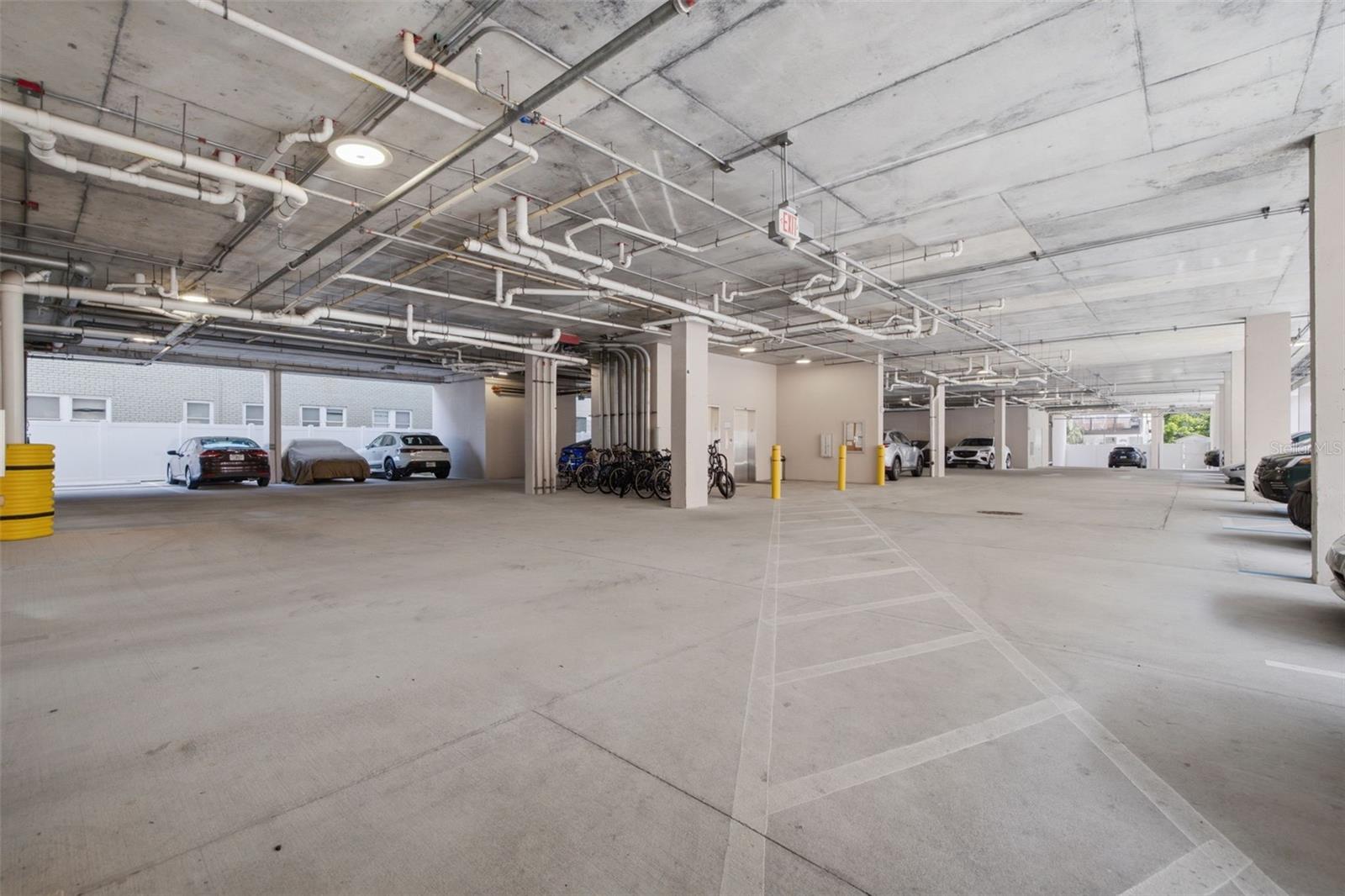 644 3RD AVE S #403 — photo 32