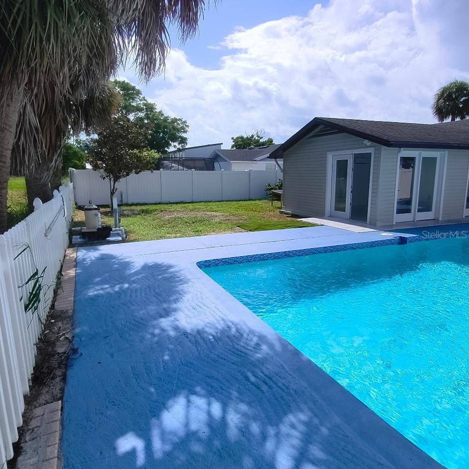 7019 FOUNTAIN AVE — photo 16