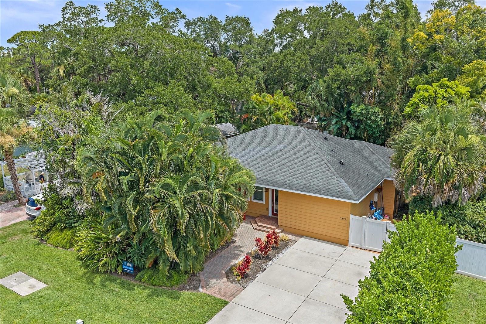 2395 HYDE PARK ST — photo 43