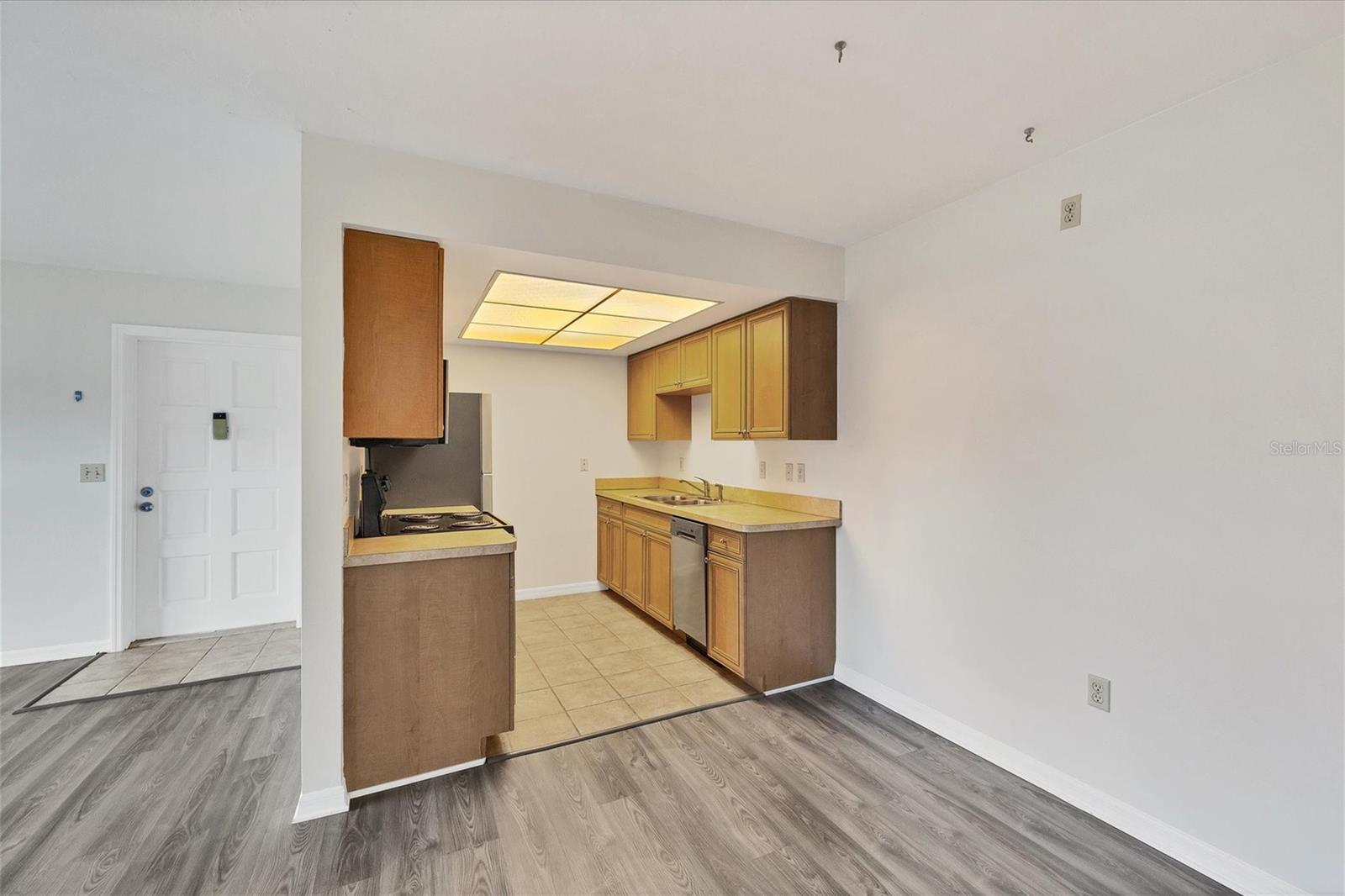 5800 HOLLYWOOD BLVD #312 — photo 14
