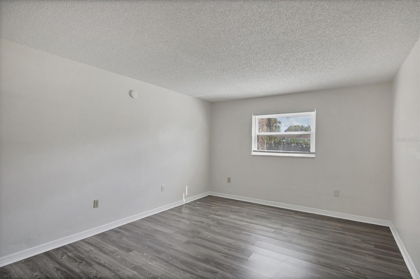 5800 HOLLYWOOD BLVD #312 — photo 16