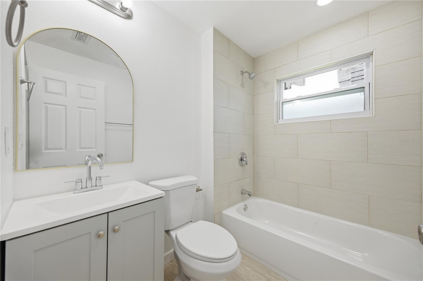 5920 DENVER ST NE — photo 25