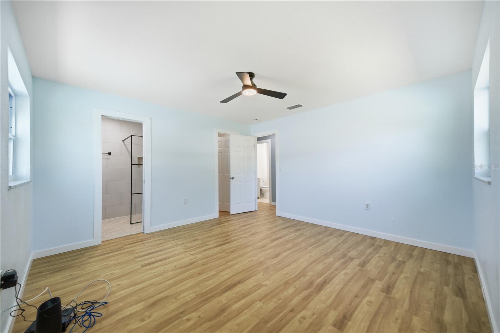 5920 DENVER ST NE — photo 21