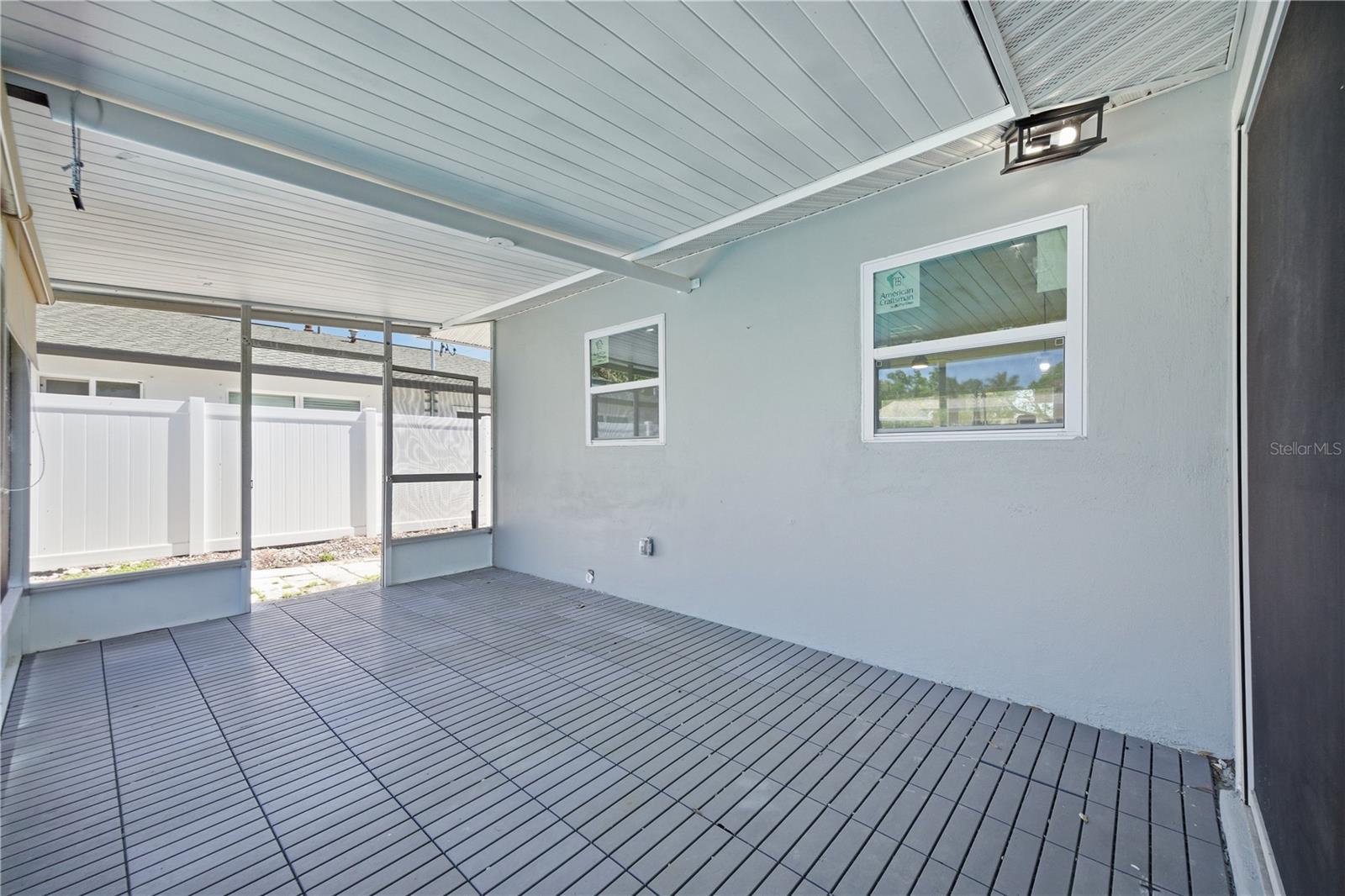 5920 DENVER ST NE — photo 28