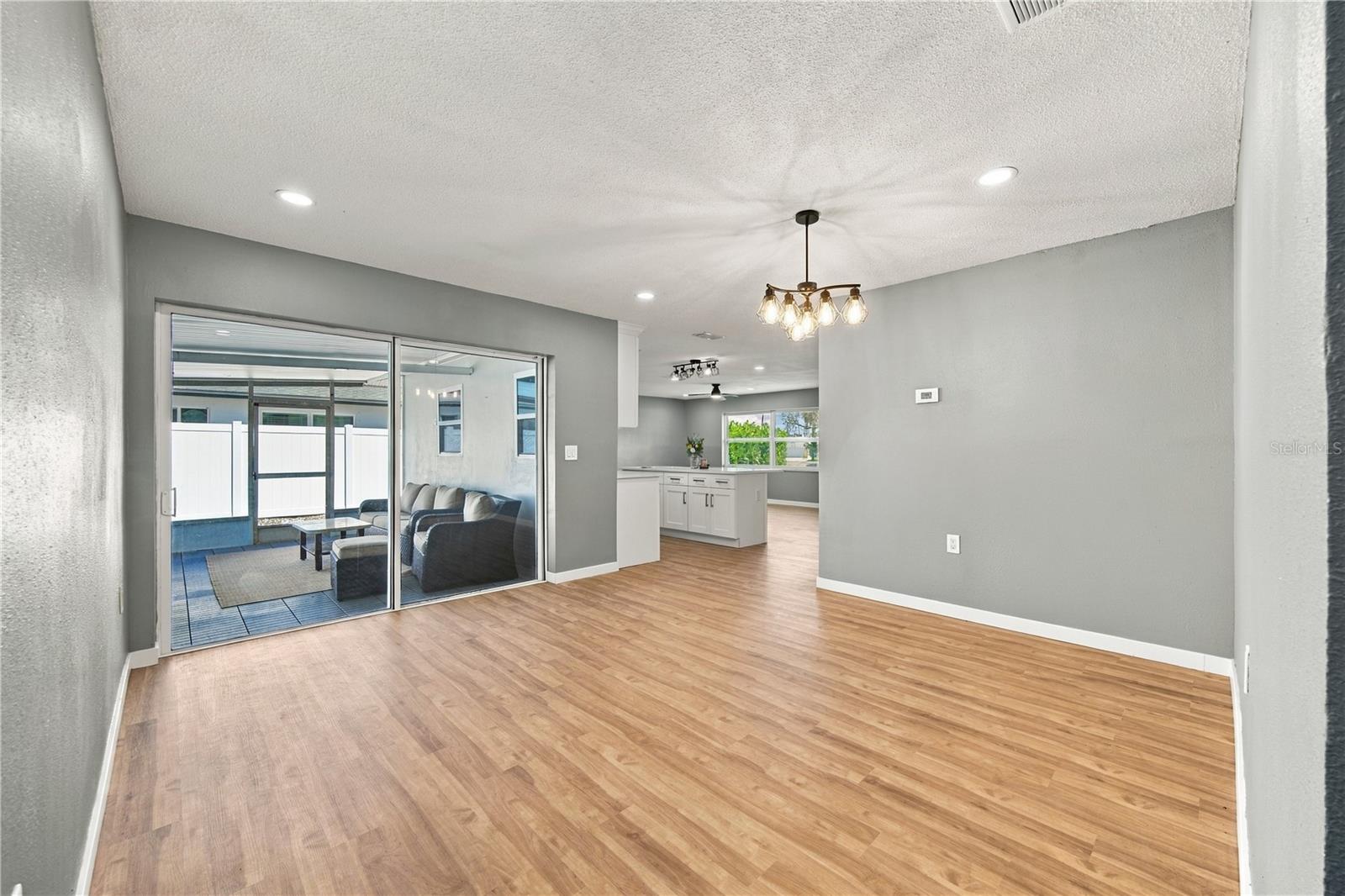 5920 DENVER ST NE — photo 29