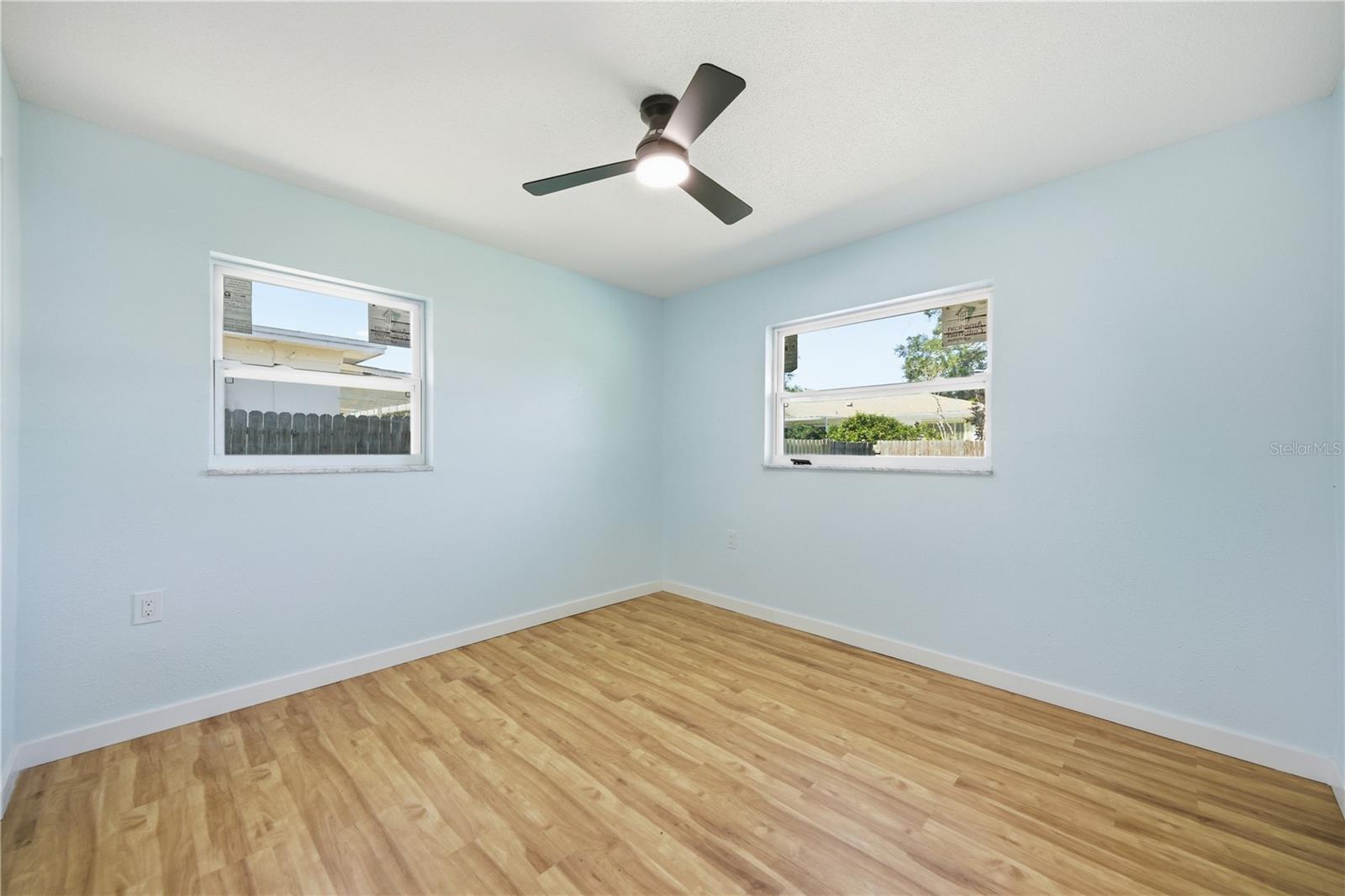 5920 DENVER ST NE — photo 17