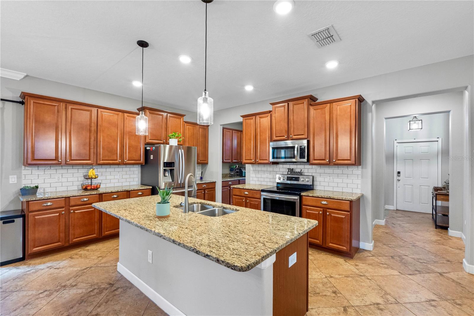 19343 PADDOCK VIEW DR — photo 14