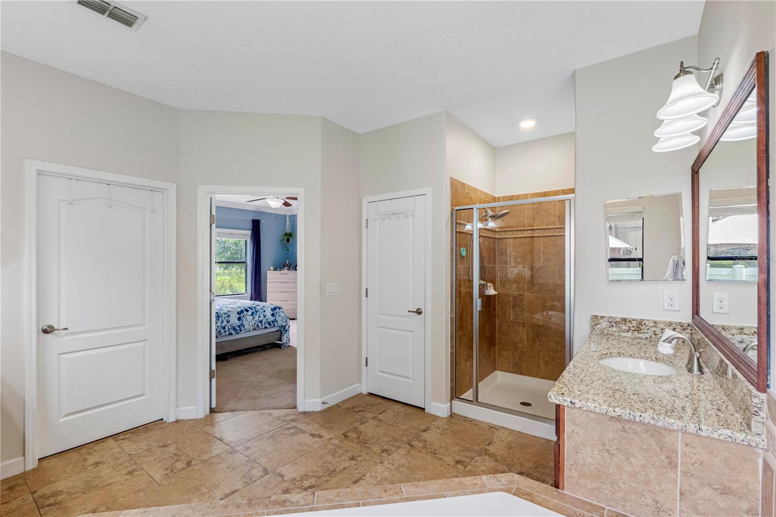 19343 PADDOCK VIEW DR — photo 36