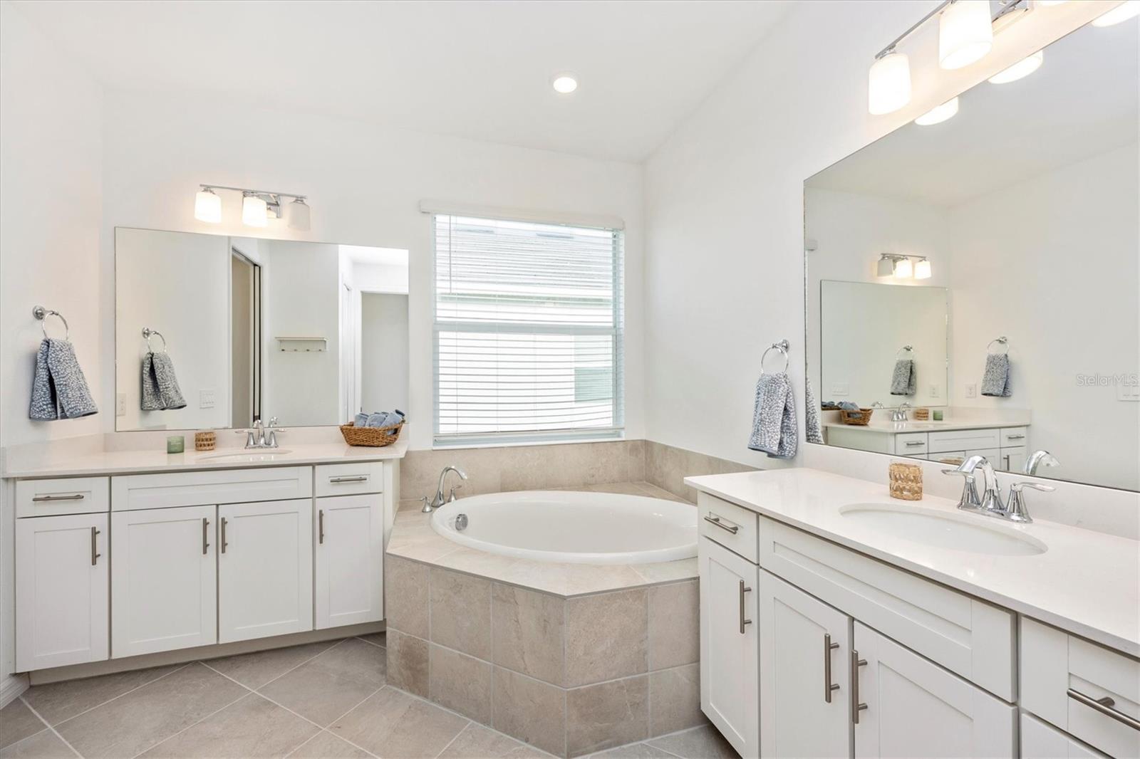17617 SANTORINI CT — photo 28
