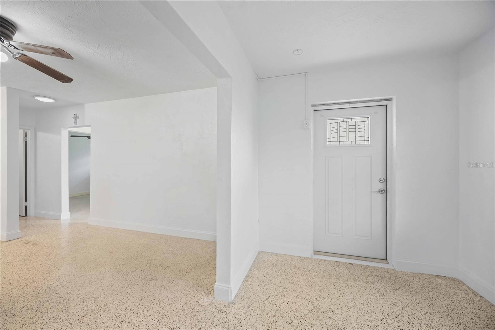 1909 BUCCANEER DR — photo 8