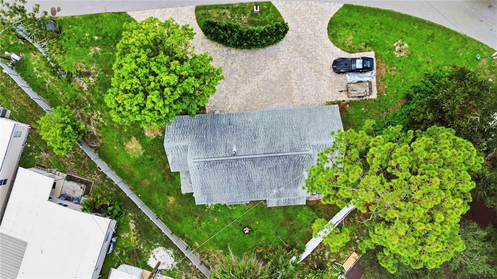 1909 BUCCANEER DR — photo 3