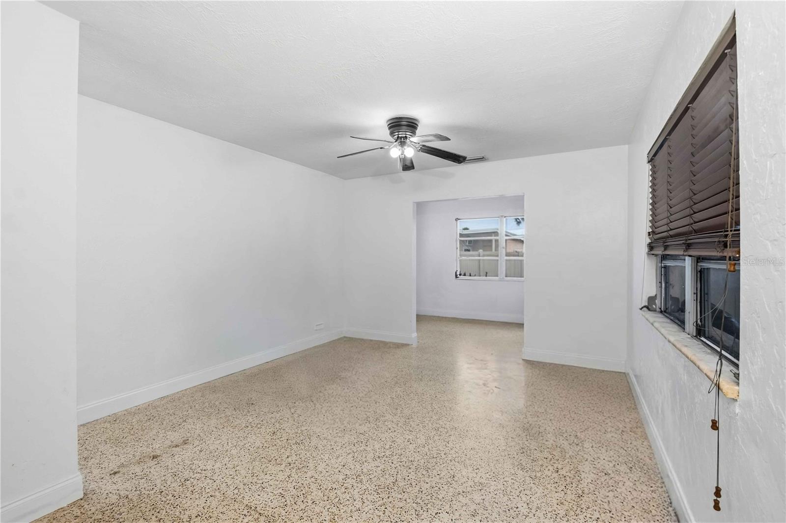 1909 BUCCANEER DR — photo 10