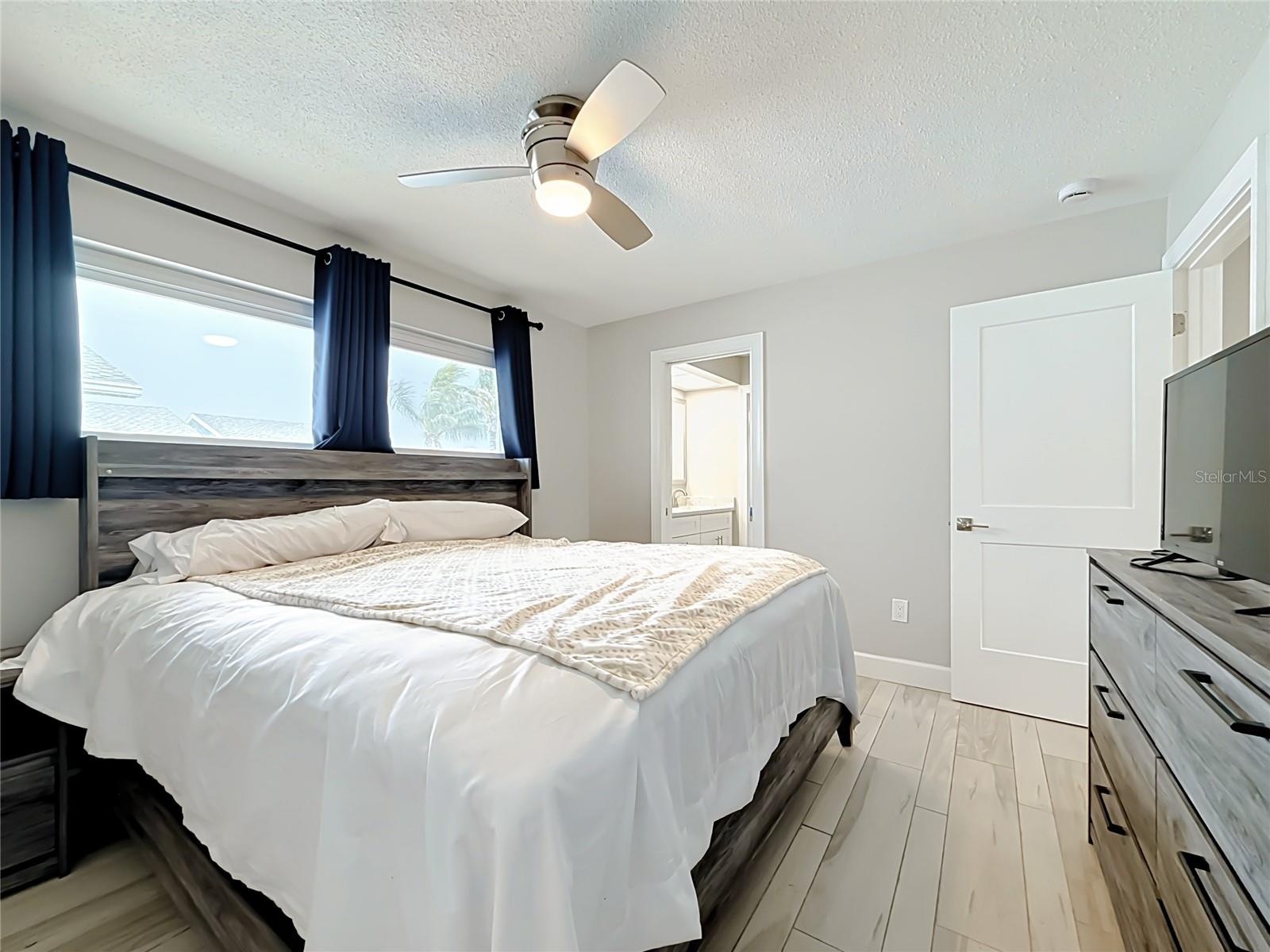 6351 3RD PALM PT — photo 34
