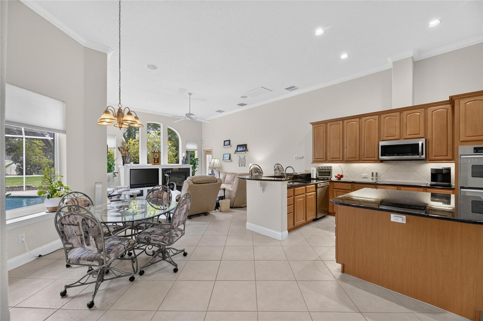 7508 DUNBRIDGE DR — photo 33
