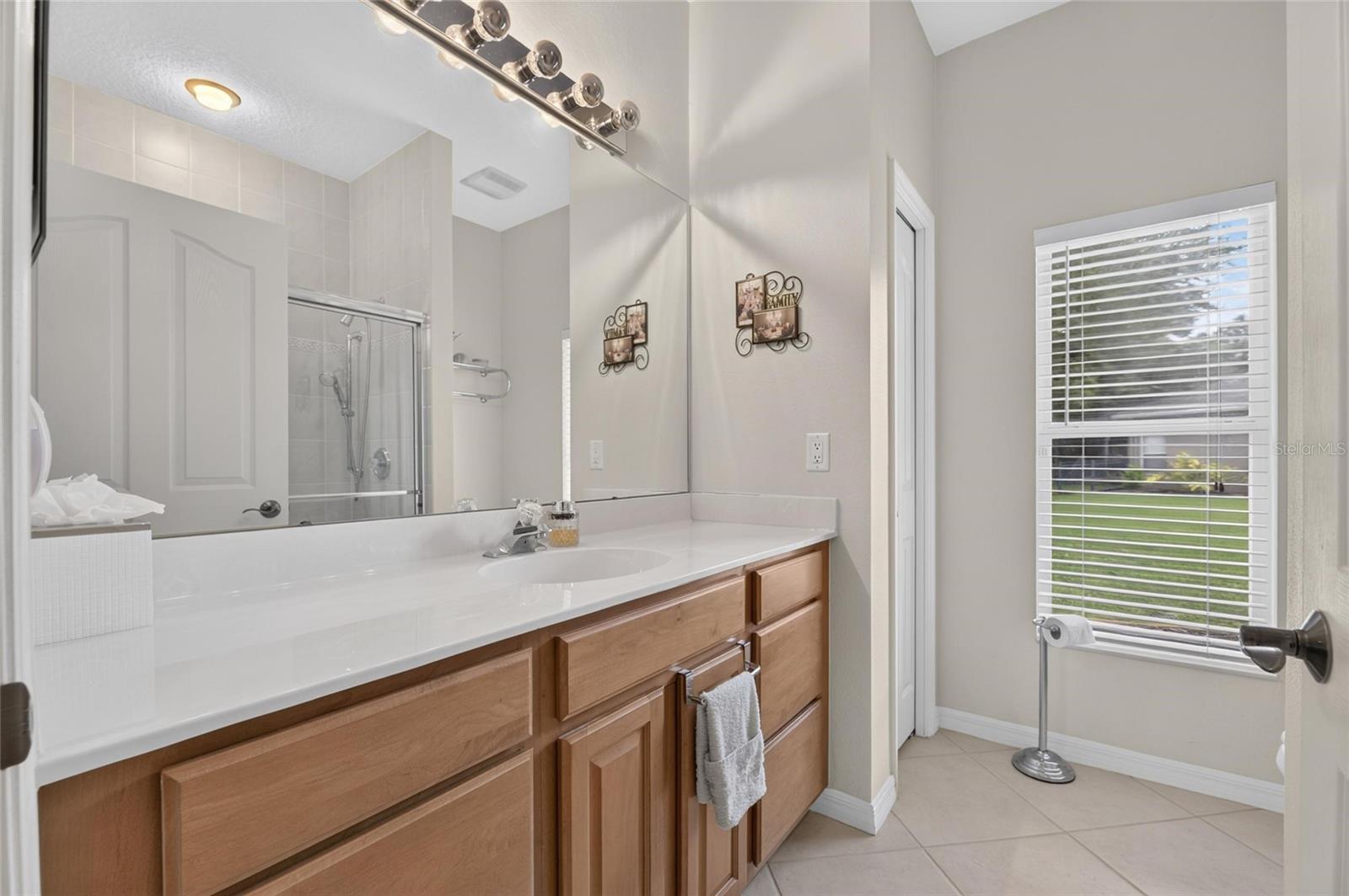 7508 DUNBRIDGE DR — photo 45