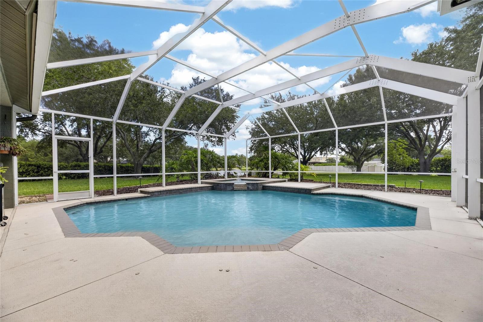 7508 DUNBRIDGE DR — photo 4