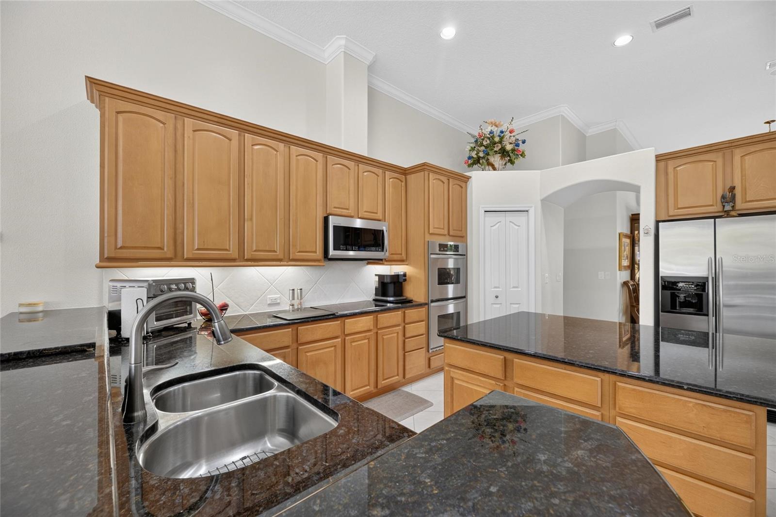 7508 DUNBRIDGE DR — photo 29